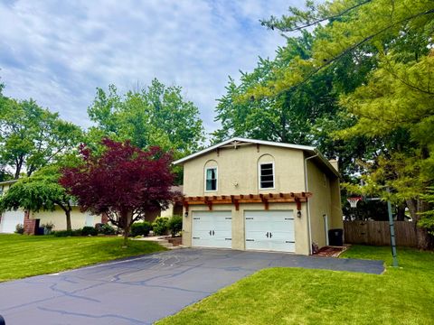 Tiny photo for 1379 Brenthaven Place, Columbus, OH 43228 (MLS # 226019640)