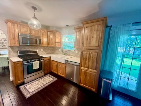 Tiny photo for 1379 Brenthaven Place, Columbus, OH 43228 (MLS # 226019640)