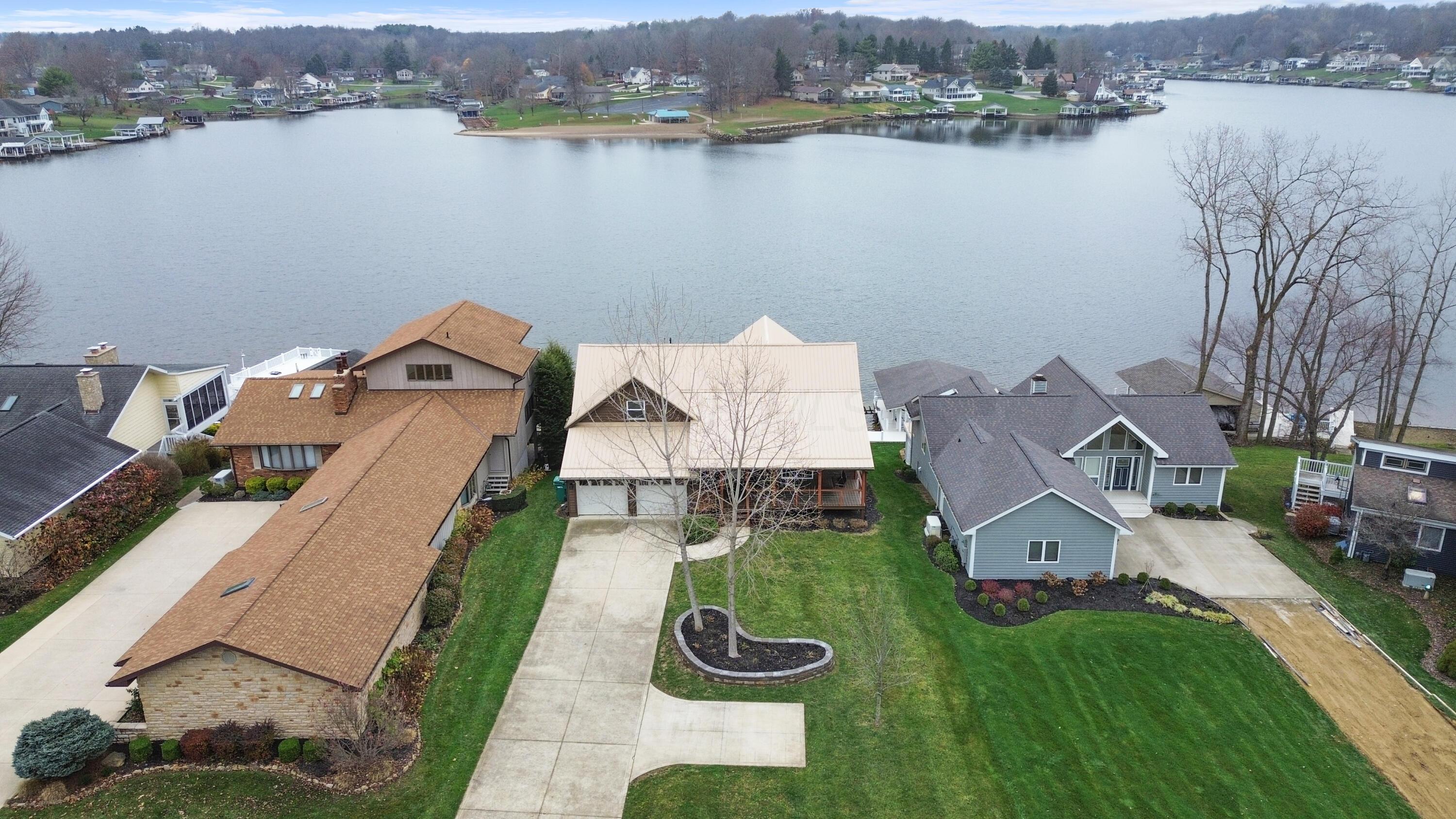 4009 Apple Valley Drive, Howard, Ohio image 3
