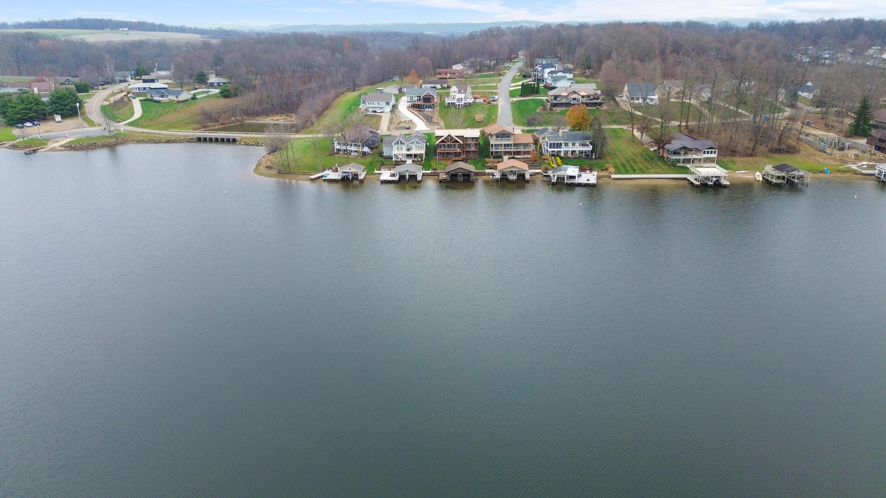 4009 Apple Valley Drive, Howard, Ohio image 4