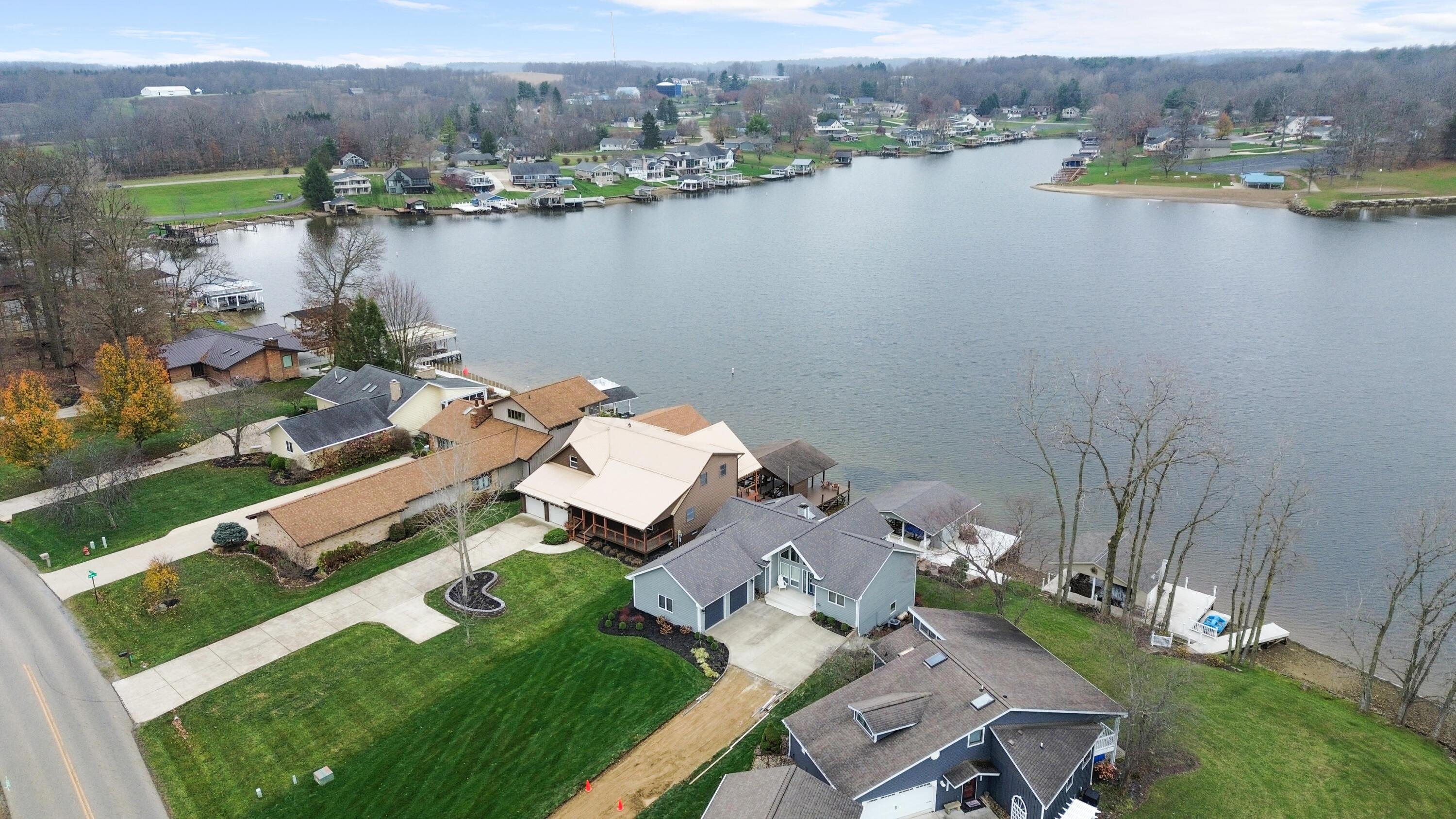 4009 Apple Valley Drive, Howard, Ohio image 7