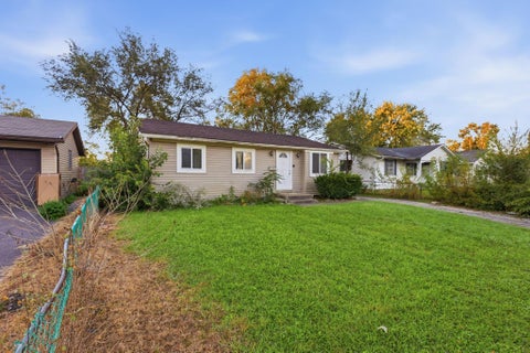 Tiny photo for 3483 Penfield Road, Columbus, OH 43227 (MLS # 226039008)