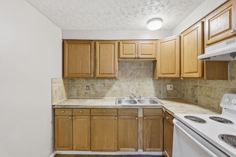 Tiny photo for 3483 Penfield Road, Columbus, OH 43227 (MLS # 226039008)