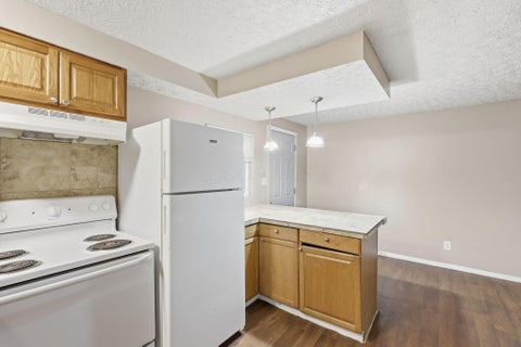 Tiny photo for 3483 Penfield Road, Columbus, OH 43227 (MLS # 226039008)