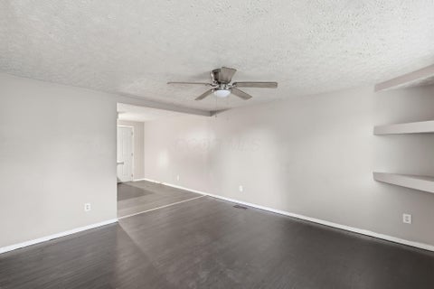 Tiny photo for 3483 Penfield Road, Columbus, OH 43227 (MLS # 226039008)