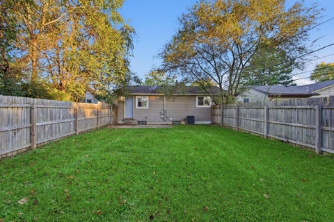 Tiny photo for 3483 Penfield Road, Columbus, OH 43227 (MLS # 226039008)