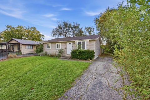 Tiny photo for 3483 Penfield Road, Columbus, OH 43227 (MLS # 226039008)