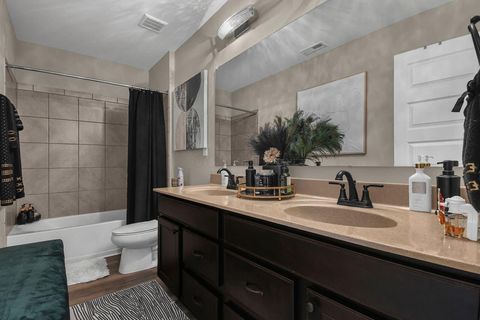 Tiny photo for 8427 Chesapeake Way NW, Pickerington, OH 43147 (MLS # 226002808)