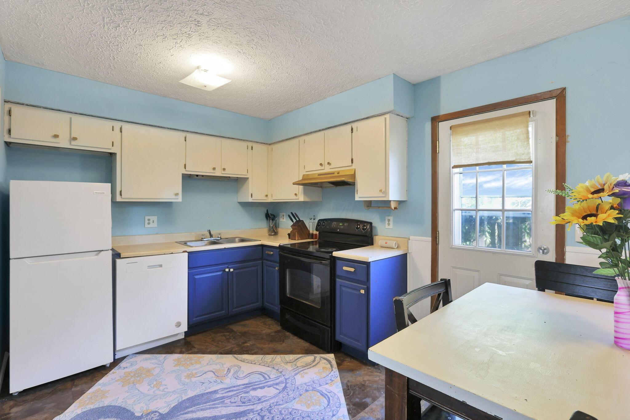 7347 Fall Creek Lane #J, Columbus, Ohio image 6