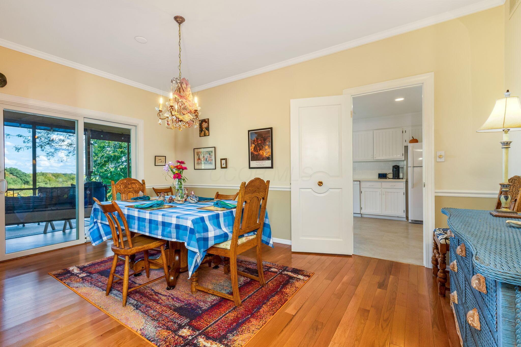 732 Mt Parnassus Drive, Granville, Ohio image 13