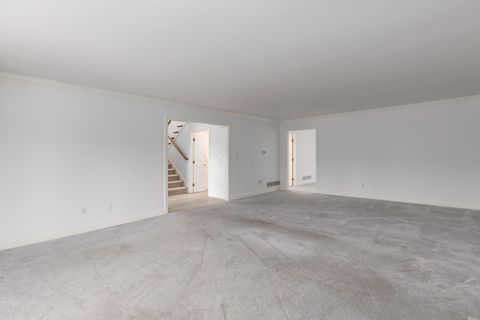 Tiny photo for 5719 Notre Dame Place, Columbus, OH 43213 (MLS # 226001144)