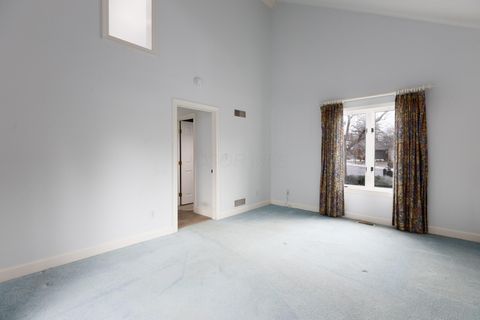 Tiny photo for 5719 Notre Dame Place, Columbus, OH 43213 (MLS # 226001144)