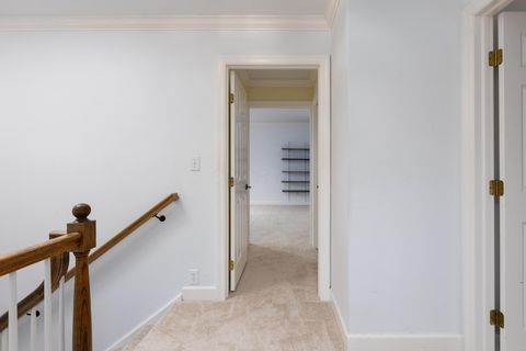 Tiny photo for 5719 Notre Dame Place, Columbus, OH 43213 (MLS # 226001144)