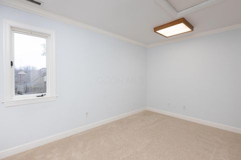 Tiny photo for 5719 Notre Dame Place, Columbus, OH 43213 (MLS # 226001144)