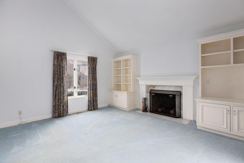 Tiny photo for 5719 Notre Dame Place, Columbus, OH 43213 (MLS # 226001144)