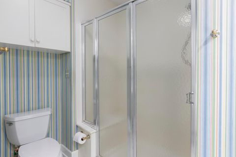 Tiny photo for 5719 Notre Dame Place, Columbus, OH 43213 (MLS # 226001144)