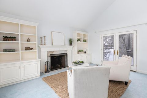 Tiny photo for 5719 Notre Dame Place, Columbus, OH 43213 (MLS # 226001144)