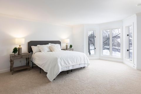 Tiny photo for 5719 Notre Dame Place, Columbus, OH 43213 (MLS # 226001144)