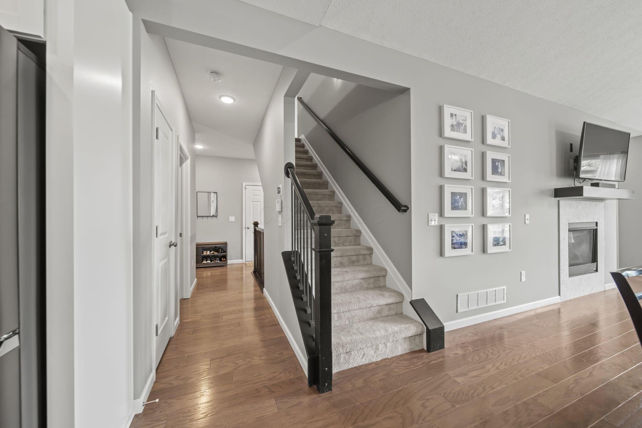 1070 Little Bear Place, Lewis Center, Ohio image 35