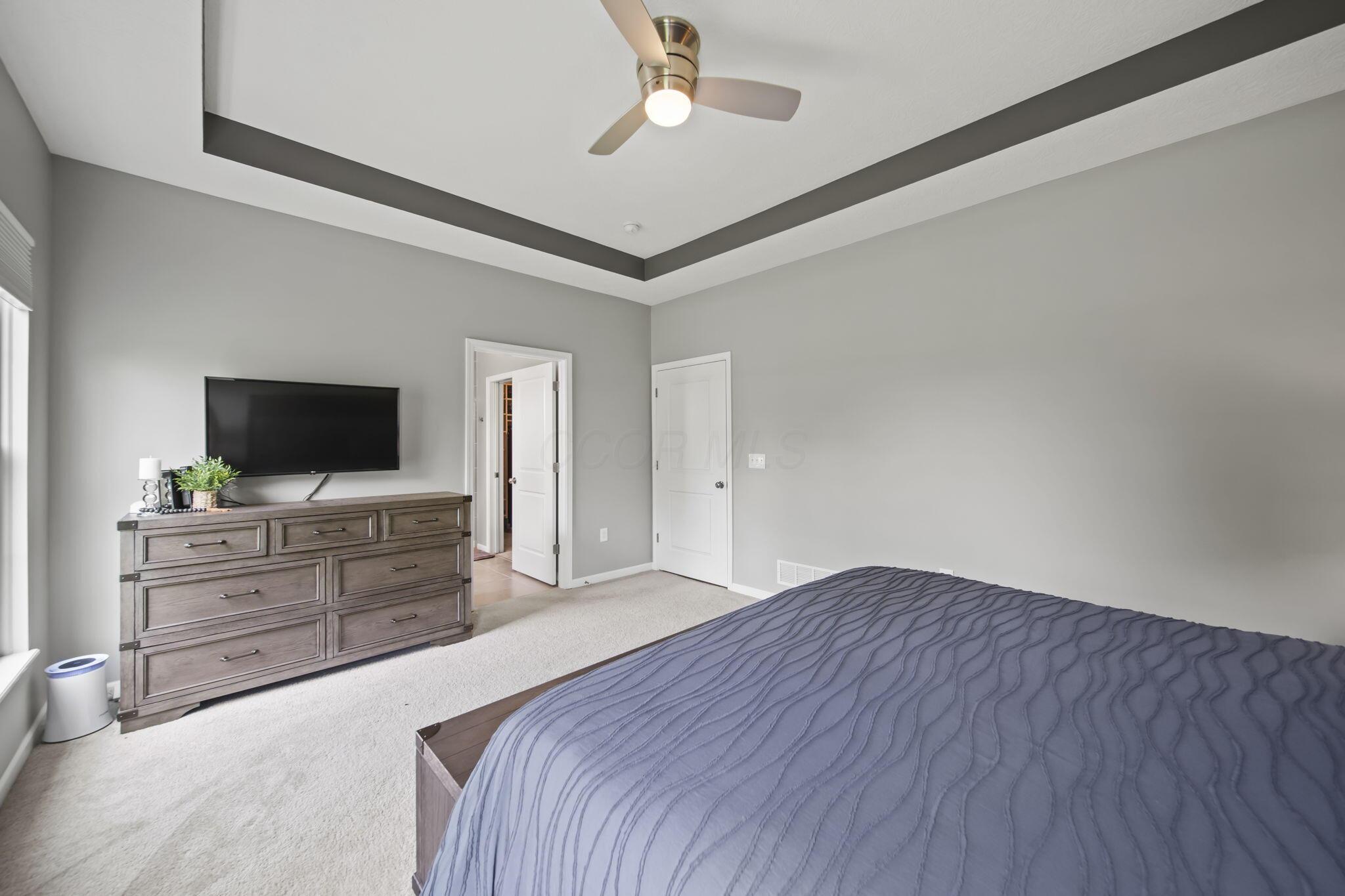 1070 Little Bear Place, Lewis Center, Ohio image 23