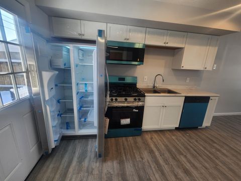 Tiny photo for 4314 Robin Street, Grove City, OH 43123 (MLS # 225045525)