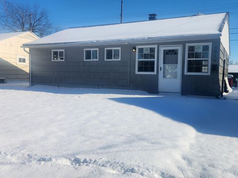 Photo of 4314 Robin Street, Grove City, OH 43123 (MLS # 225045525)