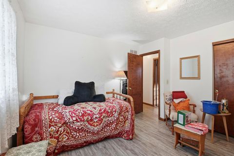 Tiny photo for 2125 Keltonshire Avenue, Columbus, OH 43229 (MLS # 226006288)