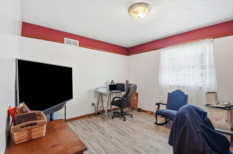 Tiny photo for 2125 Keltonshire Avenue, Columbus, OH 43229 (MLS # 226006288)