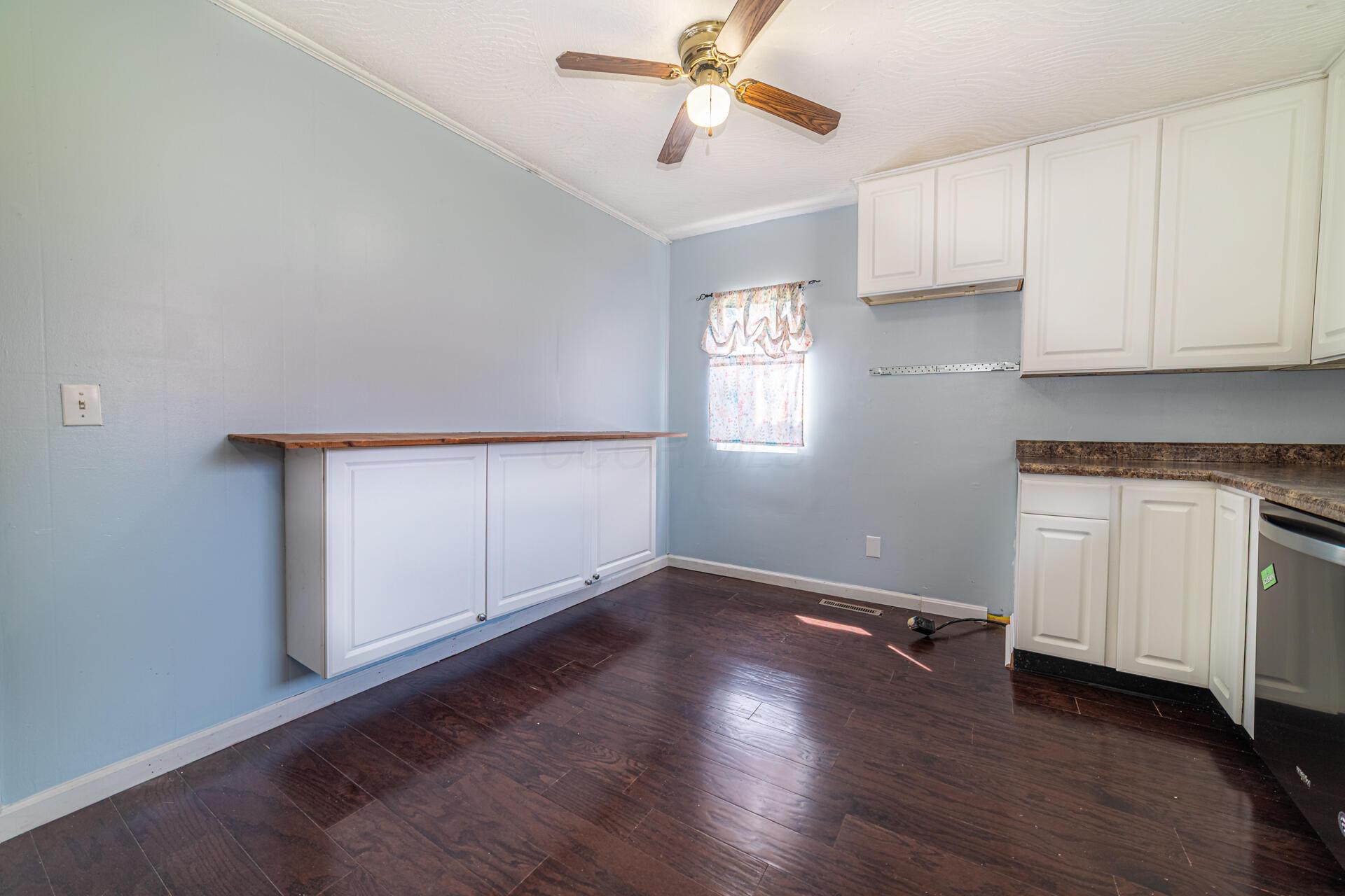 20 E Walnut Street, Marengo, Ohio image 14