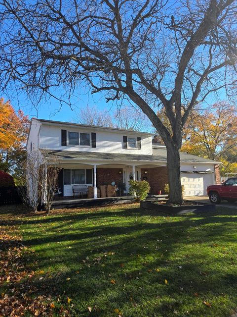 Photo of 5204 Honeytree Loop W, Columbus, OH 43229 (MLS # 225043221)