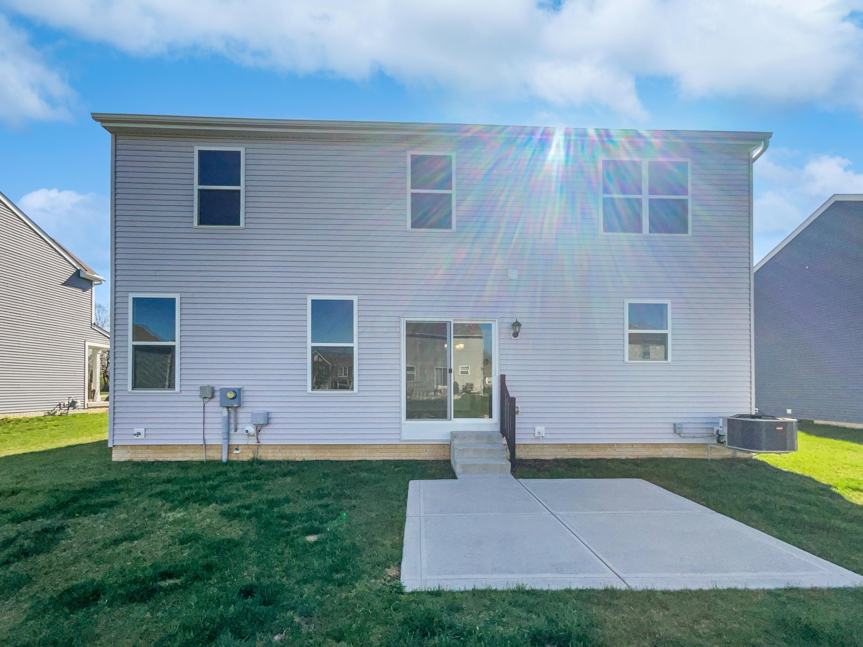 7061 Lester Drive, Canal Winchester, Ohio image 8