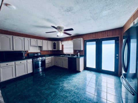Tiny photo for 2800 Bender Road, Marietta, OH 45750 (MLS # 226027659)