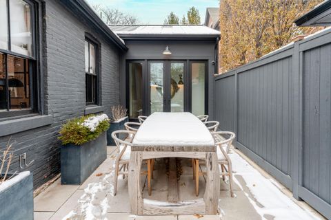 Tiny photo for 186 E Sycamore Street, Columbus, OH 43206 (MLS # 225045031)