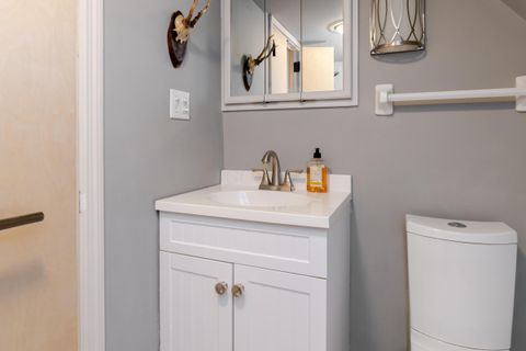 Tiny photo for 186 E Sycamore Street, Columbus, OH 43206 (MLS # 225045031)