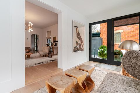 Tiny photo for 186 E Sycamore Street, Columbus, OH 43206 (MLS # 225045031)