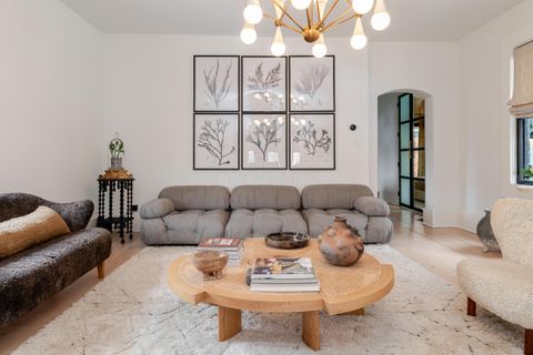 Tiny photo for 186 E Sycamore Street, Columbus, OH 43206 (MLS # 225045031)