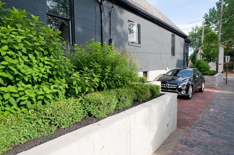 Tiny photo for 186 E Sycamore Street, Columbus, OH 43206 (MLS # 225045031)