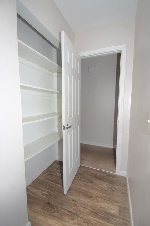 Tiny photo for 345 Weymouth Lane, Columbus, OH 43228 (MLS # 225040605)