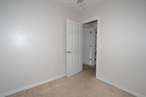 Tiny photo for 345 Weymouth Lane, Columbus, OH 43228 (MLS # 225040605)