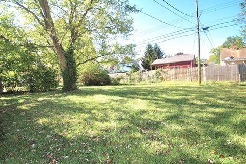 Tiny photo for 345 Weymouth Lane, Columbus, OH 43228 (MLS # 225040605)