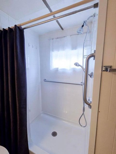 Tiny photo for 250 Estates Lane, Reynoldsburg, OH 43068 (MLS # 226000567)