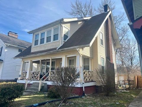 Photo of 1509 Loretta Avenue, Columbus, OH 43211 (MLS # 226006921)