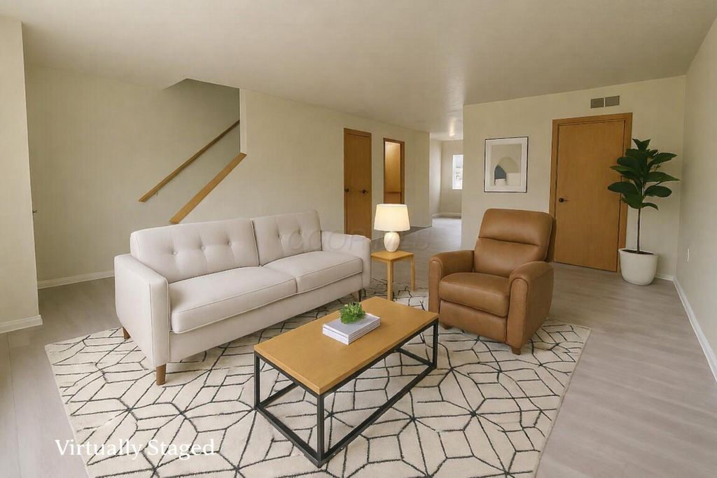 Photo of 6304-6310 Cherylbrook Lane, Dublin, OH 43017 (MLS # 226008799)