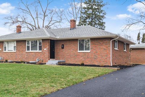 Tiny photo for 3070 Lotz Drive, Grove City, OH 43123 (MLS # 225037683)