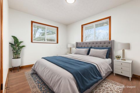 Tiny photo for 3070 Lotz Drive, Grove City, OH 43123 (MLS # 225037683)