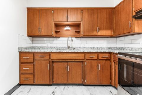 Tiny photo for 3070 Lotz Drive, Grove City, OH 43123 (MLS # 225037683)