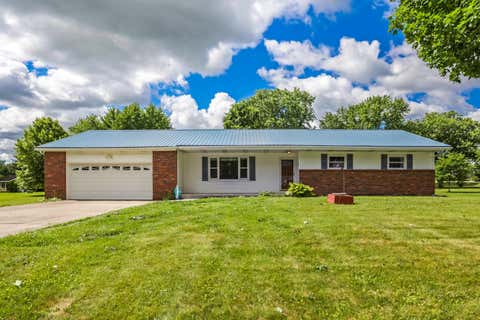 Photo of 1165 Carryback Drive SW, Pataskala, OH 43062 (MLS # 226022215)