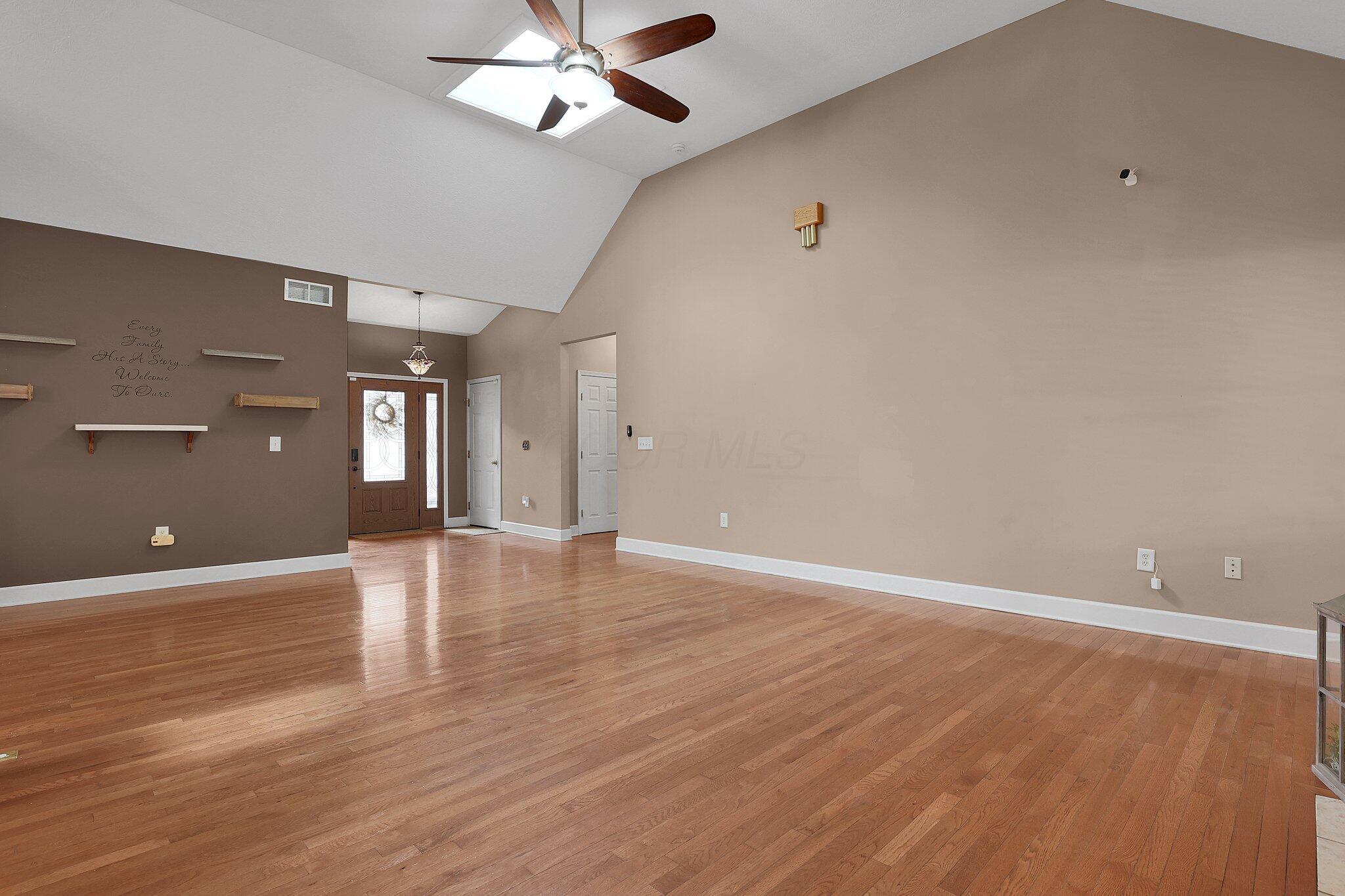 3040 Clifford Avenue, Ashville, Ohio image 9