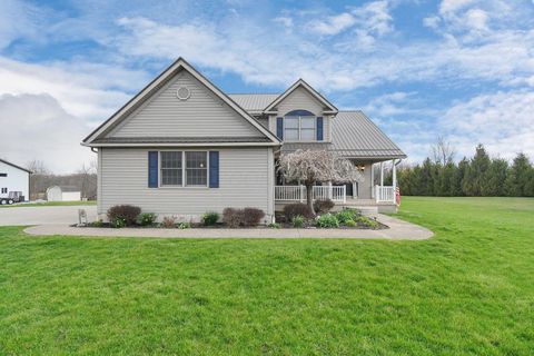 Photo of 2240 Springmill West Road, Mansfield, OH 44903 (MLS # 226010011)