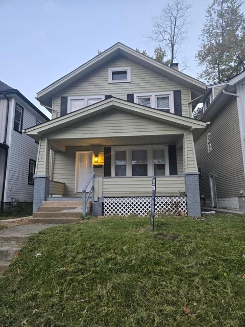 Photo of 127 N Burgess Avenue, Columbus, OH 43204 (MLS # 225040463) Photo of 127 N Burgess Avenue, Columbus, OH 43204 (MLS # 225040463)